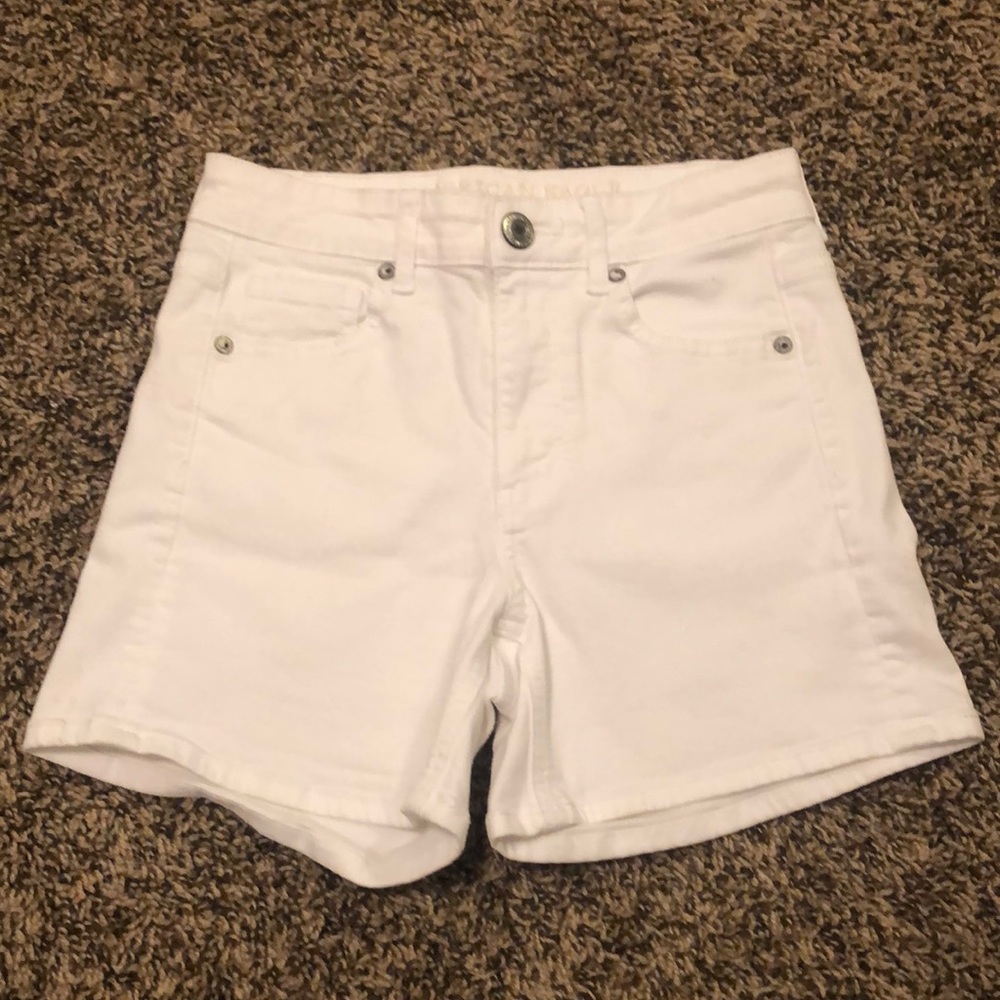 White American Eagle Shorts size 0